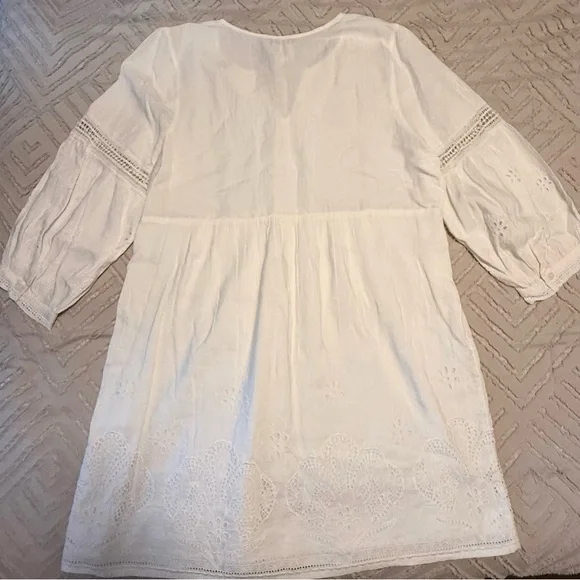 Tommy Bahama White Floral Swim Cover-up | XL - Picture 6 of 6